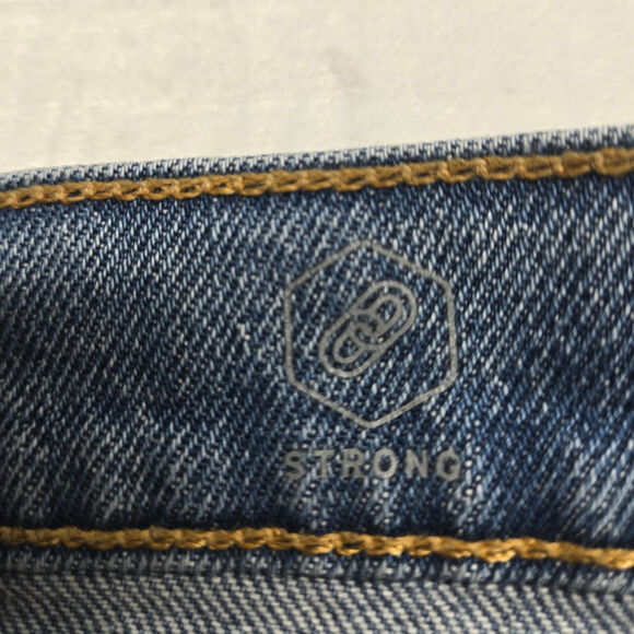 Levi's Western Fit Men's Jeans. 42x32, Light Wash, Bootcut, 3 Point Belt Loops - Picture 9 of 9